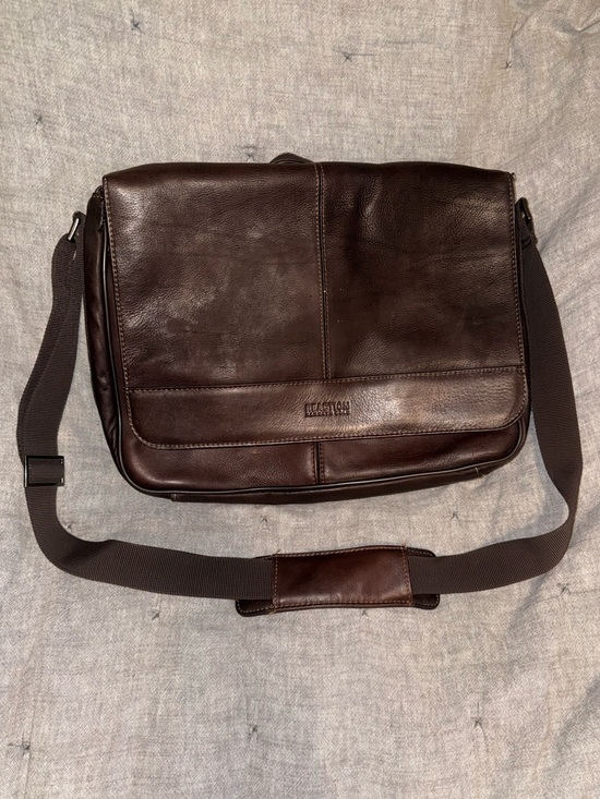 Kenneth Cole Other - Kenneth Cole Reaction Brown Leather Messenger Bag Laptop Crossbody 16”